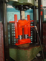 Hydraulic Jacks for Tanks